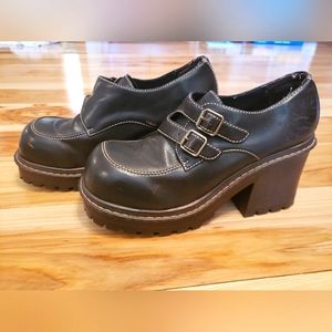 Authentic Y2K l.e.i. Platform Mary-Janes - size 10